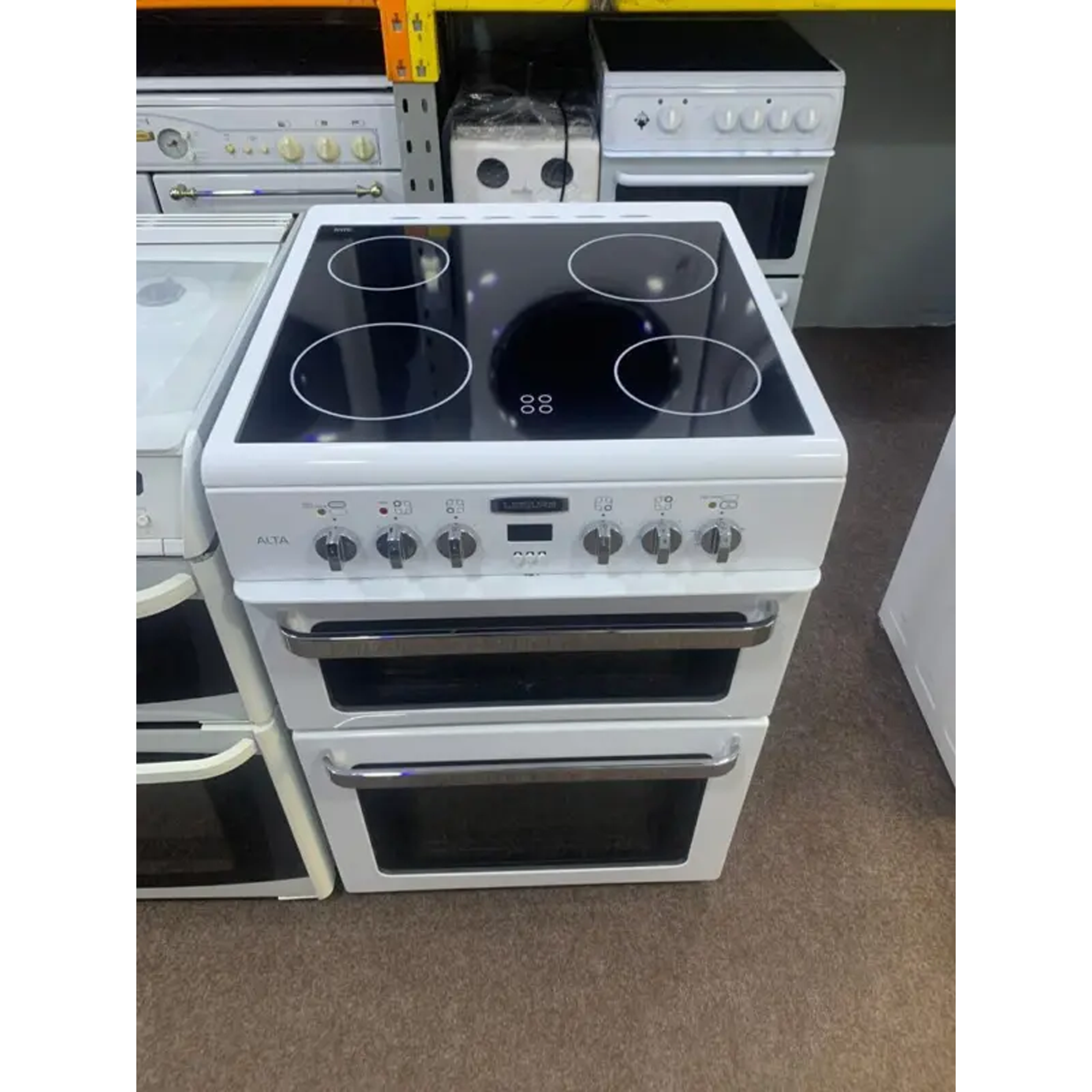 Leisure white good condition 60cm electric cooker with oven grill