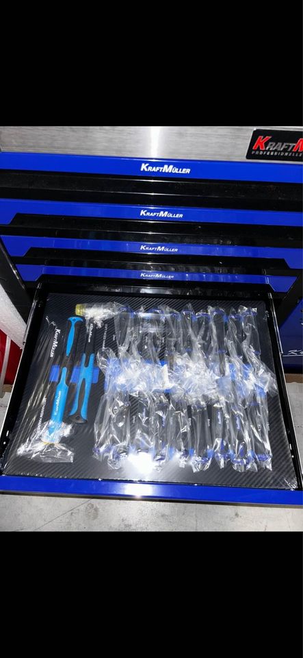 XXL-Werkzeugwagen komplett mit Werkzeugen + Koffer